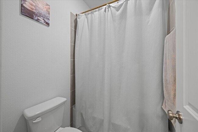 Building Photo - 13217 Ridings Dr