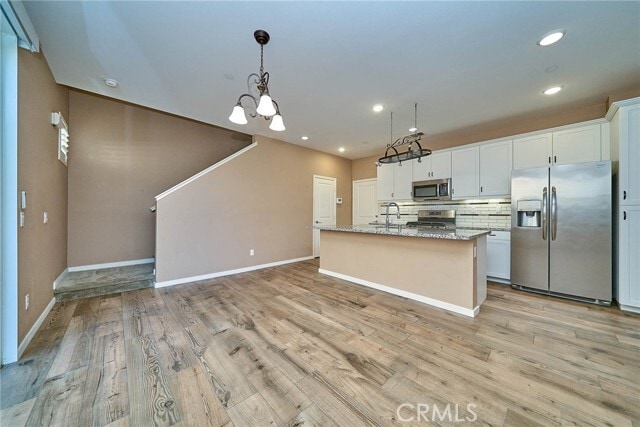 Building Photo - 35879 Landon Ln