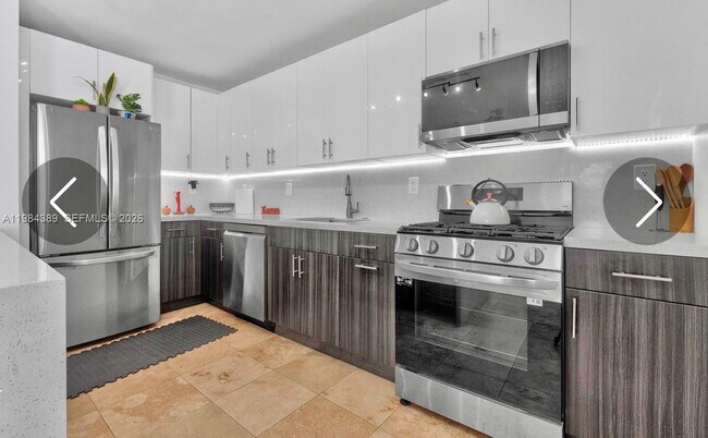 Building Photo - 1838 Fillmore St