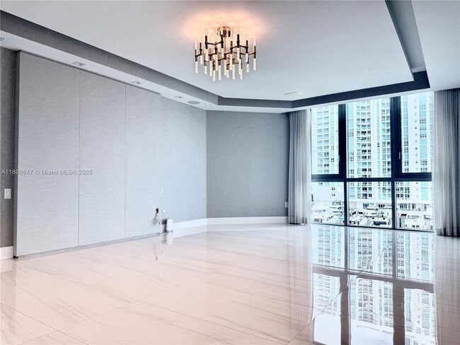 Building Photo - 17111 Biscayne Blvd