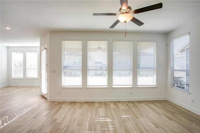 Building Photo - 505 Affazia Ln