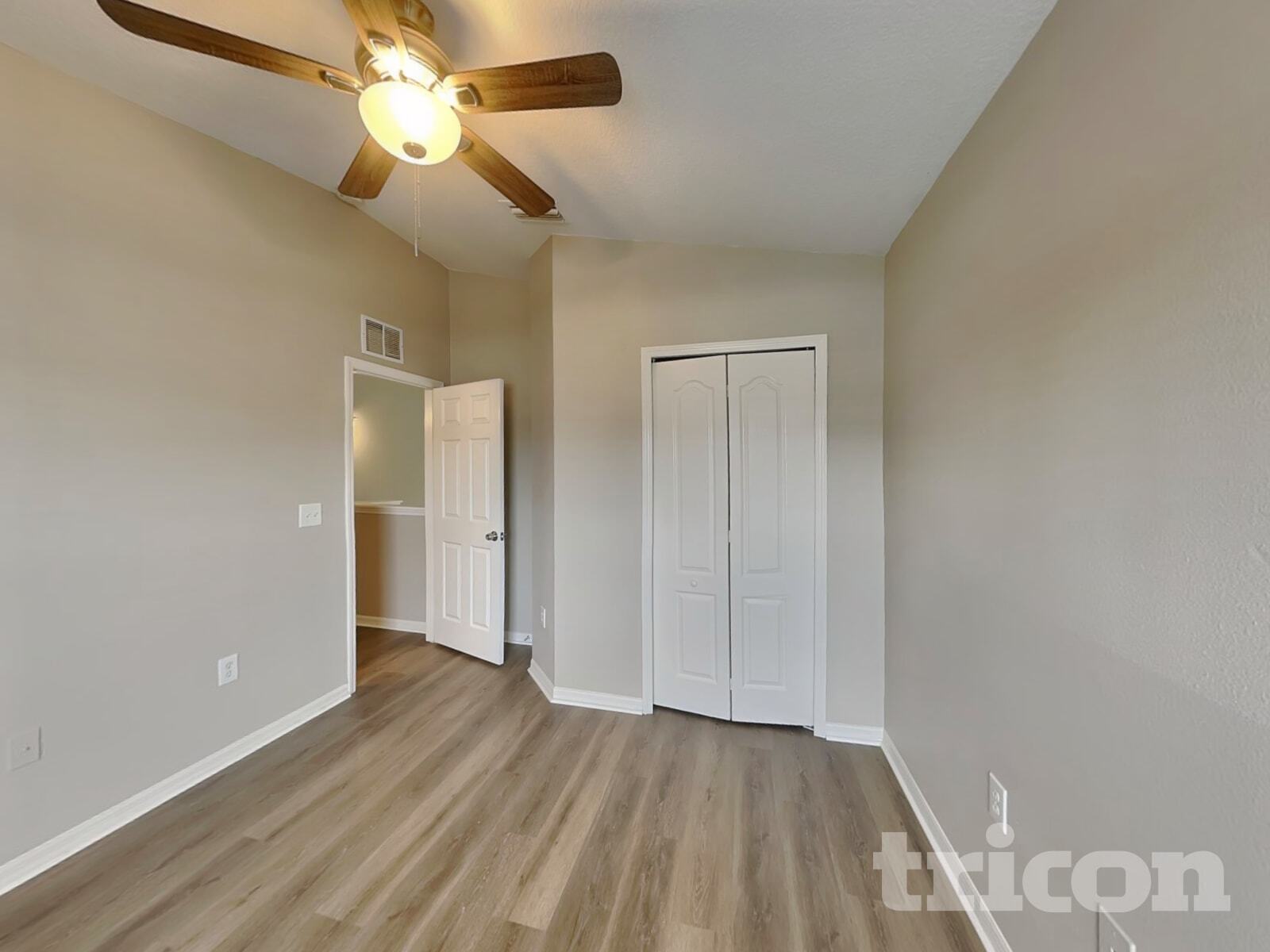 Building Photo - 435 Maple Pointe Dr