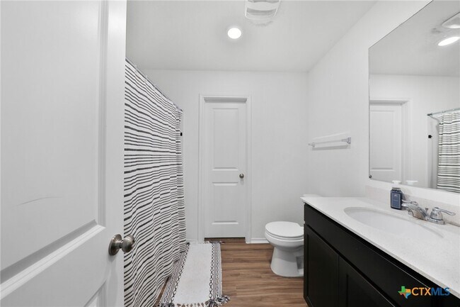 Building Photo - 378 Geode Glen