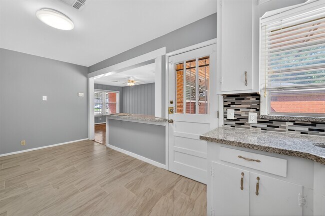 Building Photo - 4022 Osby Dr