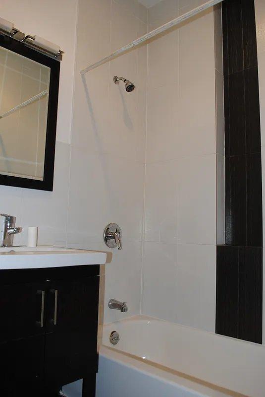Building Photo - 1 bedroom in BROOKLYN NY 11225