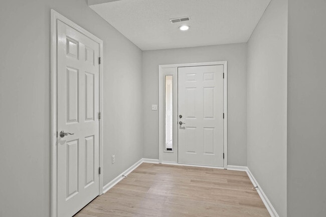 Building Photo - 2404 Lubbock Ct