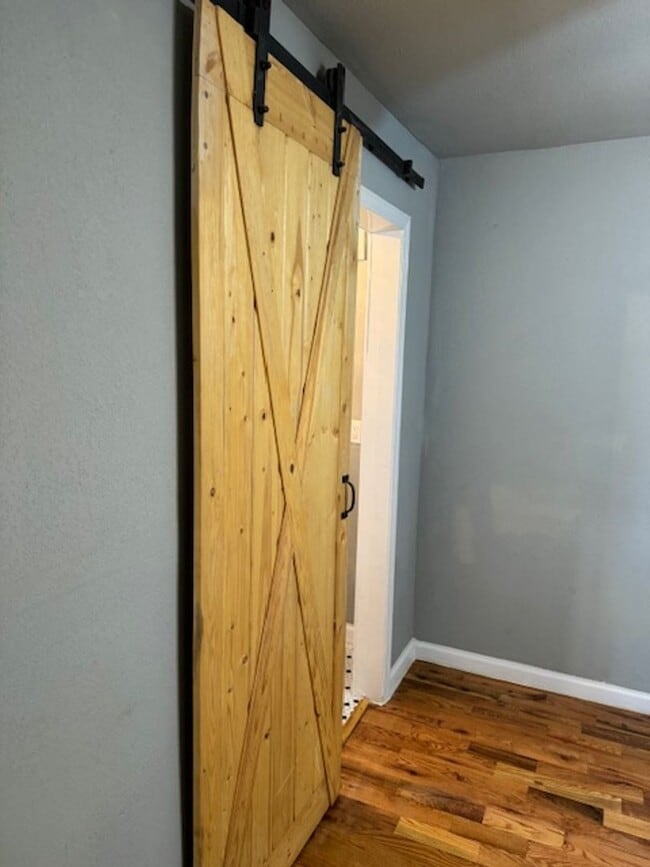 Building Photo - 2 BR 1 BA House for RENT