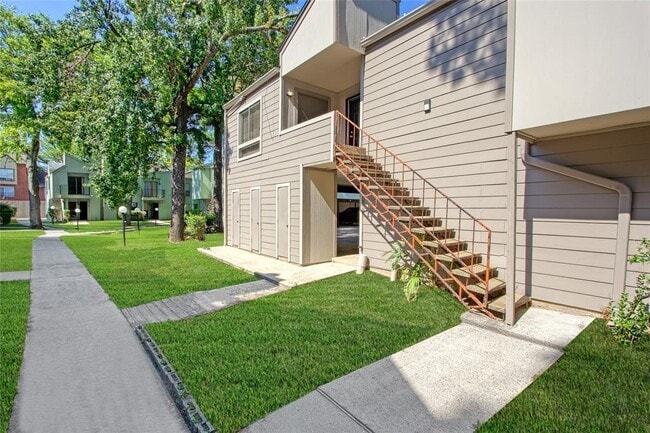 Primary Photo - 17202 Imperial Valley Dr