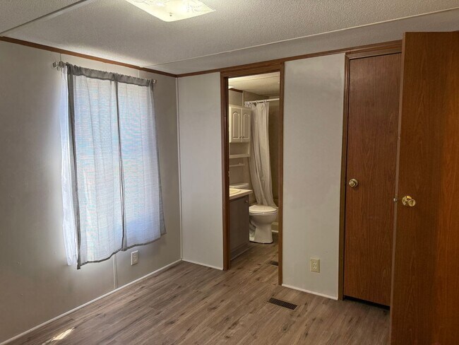 Building Photo - Charming Rural Home with Large Yard & Storage