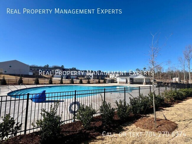 Building Photo - 8029 Hidden Spgs Trl