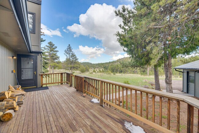 Building Photo - 465 Springmeadow Way