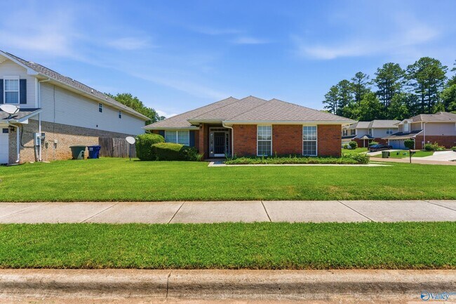Building Photo - 226 Shadow Ct SW
