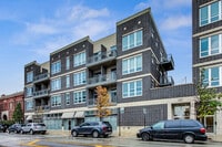 Building Photo - 1247 W Madison St