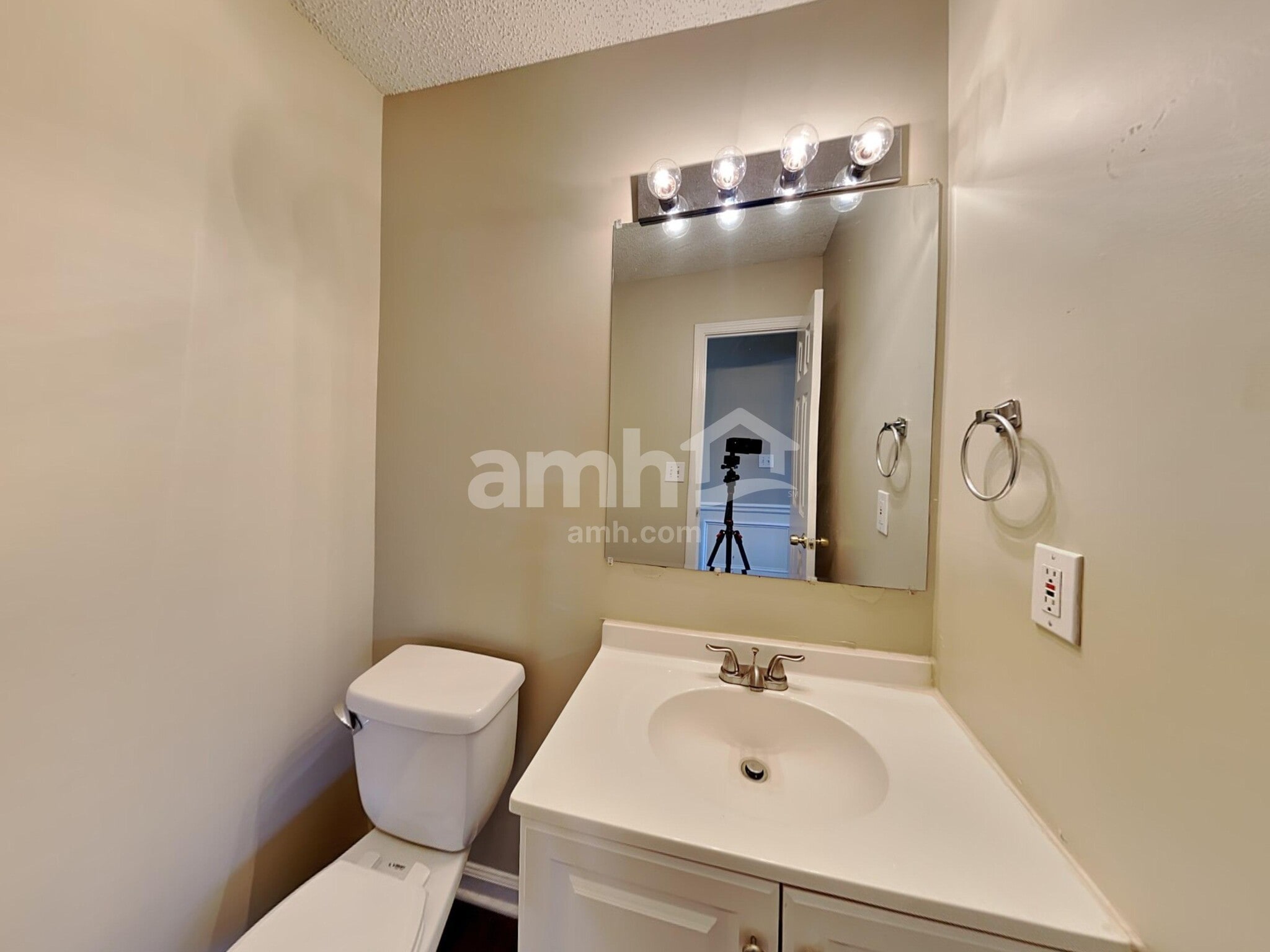 Building Photo - 2237 Tallapoosa Dr