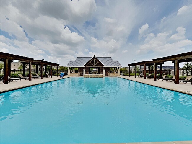 Building Photo - 7362 Sprangletop St