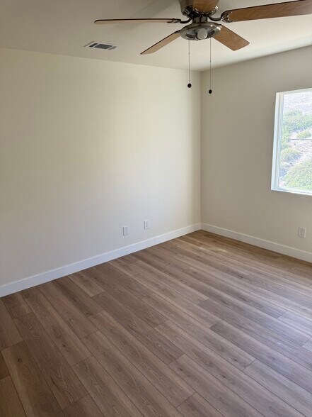 Building Photo - 38750 Cobblestone Cir
