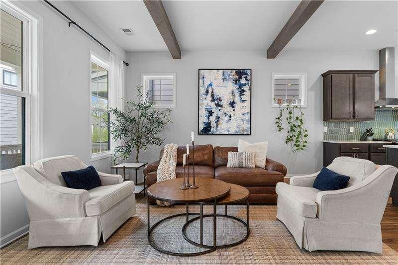 Building Photo - 4391 Gillon Cir SE