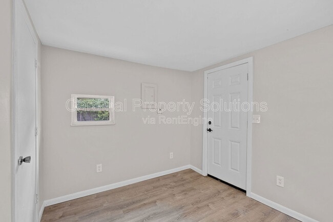 Building Photo - 2520 Grand Blvd
