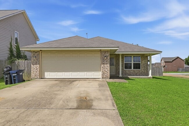 Building Photo - 2484 Horse Shoe Dr
