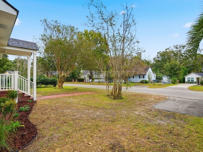 Building Photo - 4819 Boulevard Ln