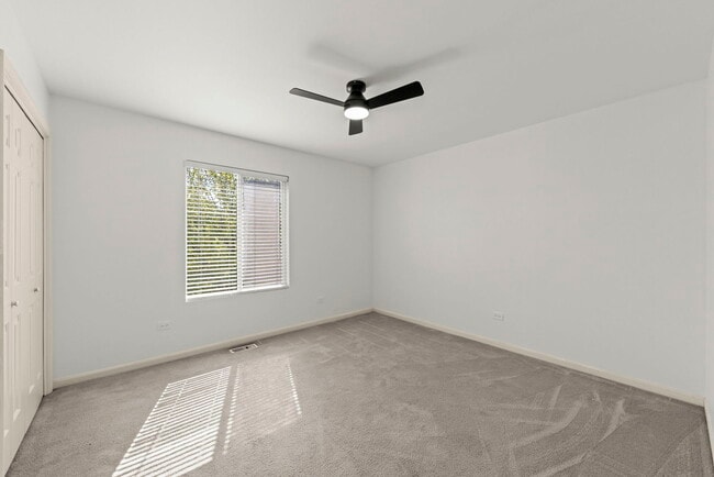 Building Photo - 2430 Caton Crest Ct