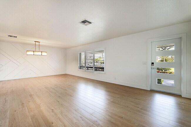 Building Photo - 2 Inlet Cay Dr
