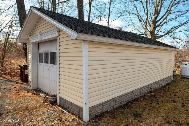 Building Photo - 6373 Frenchs Hollow Rd