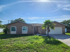 Building Photo - 1425 Hathaway Ave
