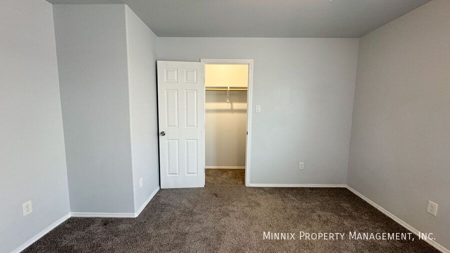 Building Photo - 8415 10th Pl
