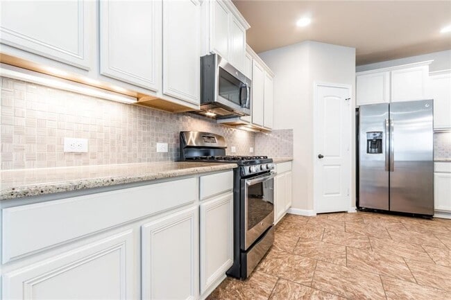 Building Photo - 1917 Tawakoni Dr