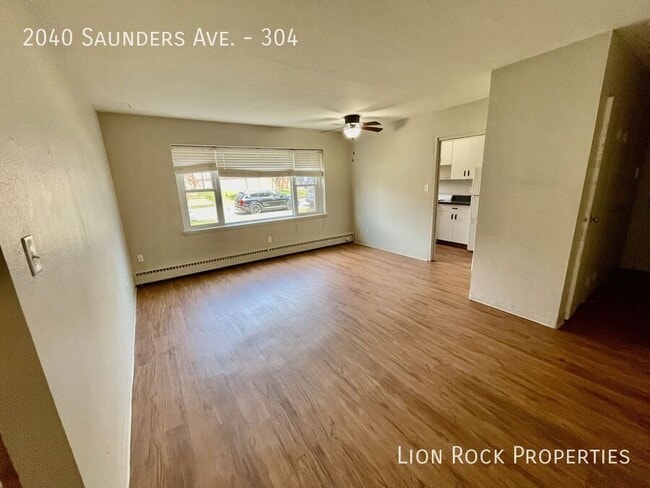 Primary Photo - 2040 W Saunders Ave