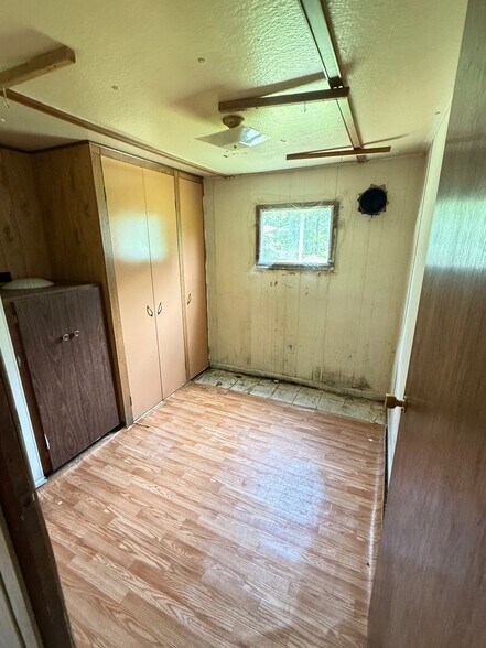 Building Photo - 1404 Rumbaugh Ln