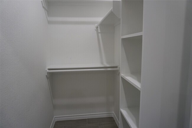 Building Photo - 9771 Black Gum