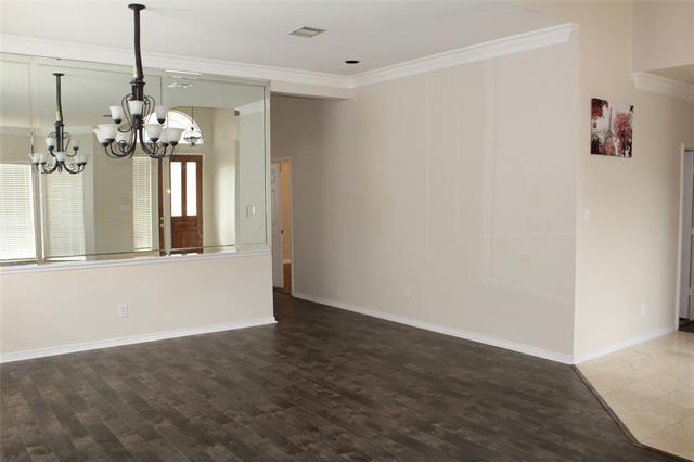 Building Photo - 8509 Mustang Dr