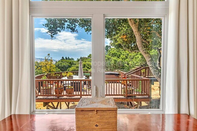 Building Photo - 287 Laureles Grade