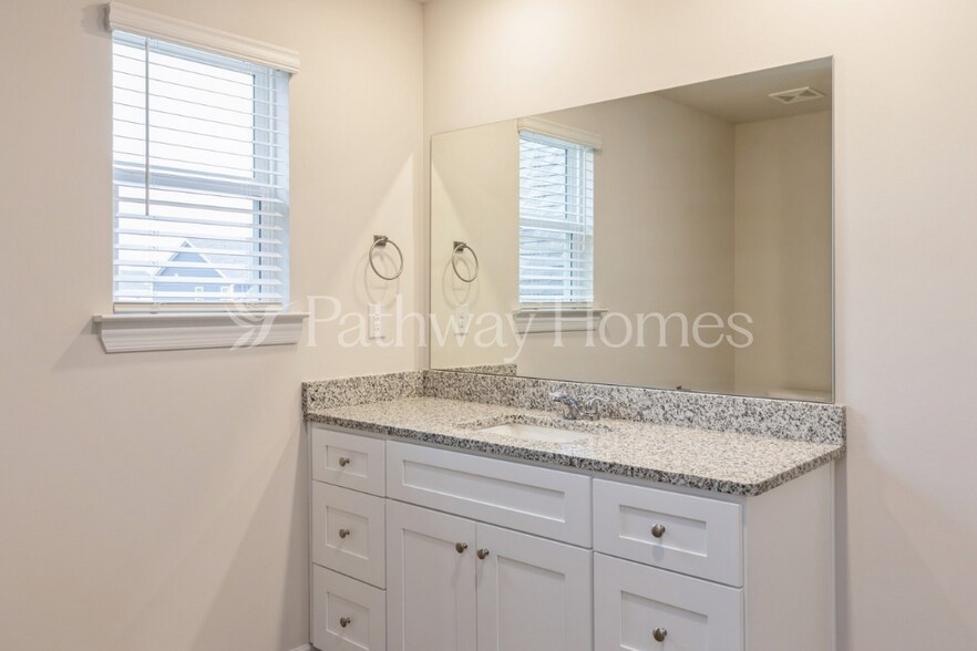 Building Photo - 2337 Nabali Wy