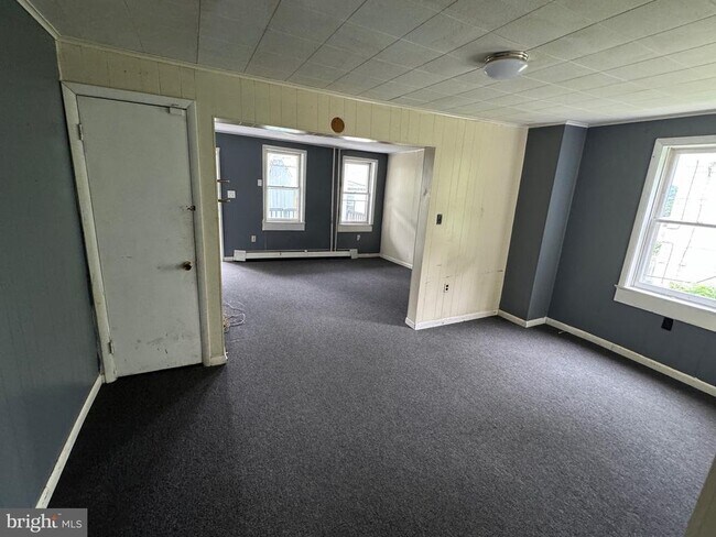 Building Photo - 237 Pierce St