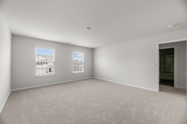 Building Photo - 4008 Madeline Farm Blvd