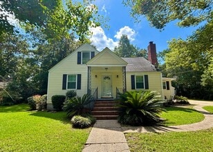 Building Photo - Available now. WATER & SEWER INCLUDED! Gre...
