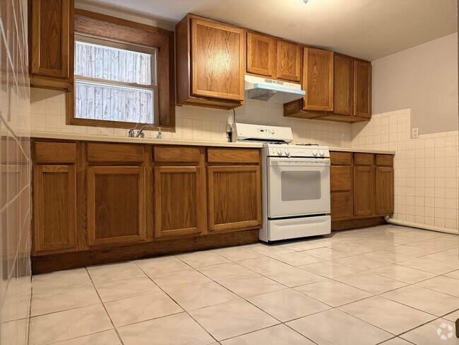 Building Photo - 4527 N Christiana Ave