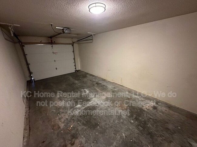 Building Photo - 503 SW 4 St