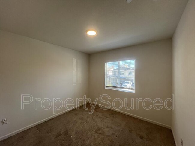 Building Photo - 449 Miwok Ln