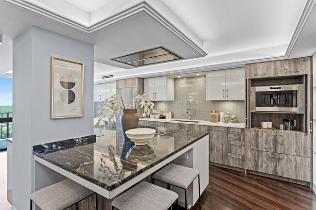 Building Photo - 3301 Bayshore Blvd