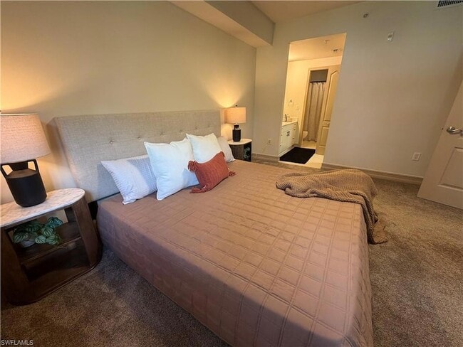 Building Photo - 7839 Regal Heron Cir