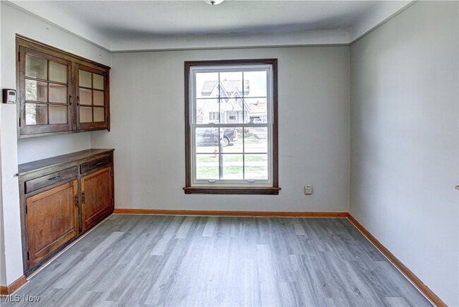 Building Photo - 7611 Ivandale Dr