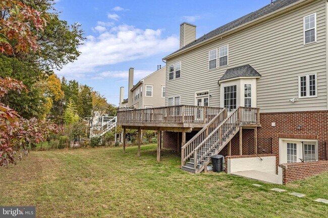 Building Photo - 22855 Oakgrove Rd
