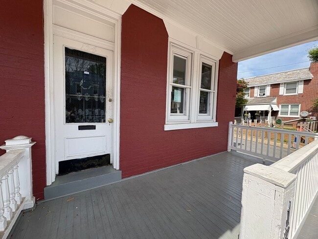 Building Photo - 134 Juniata St
