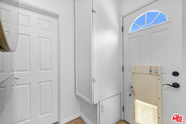 Building Photo - 4949 San Feliciano Dr