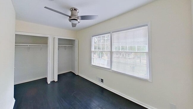 Building Photo - 4092 Lindsey Dr