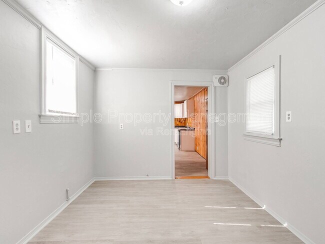 Building Photo - 912 NW 98th St